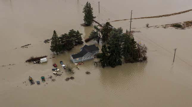 Image for article titled There&#39;s a Billion-Dollar Industry Between You and FEMA’s Flood Insurance