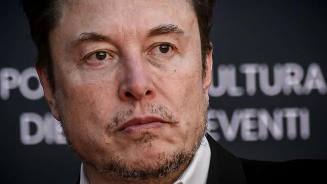 Image for article titled Elon Musk Is Dangerously Close to Losing The Tesla Hoe